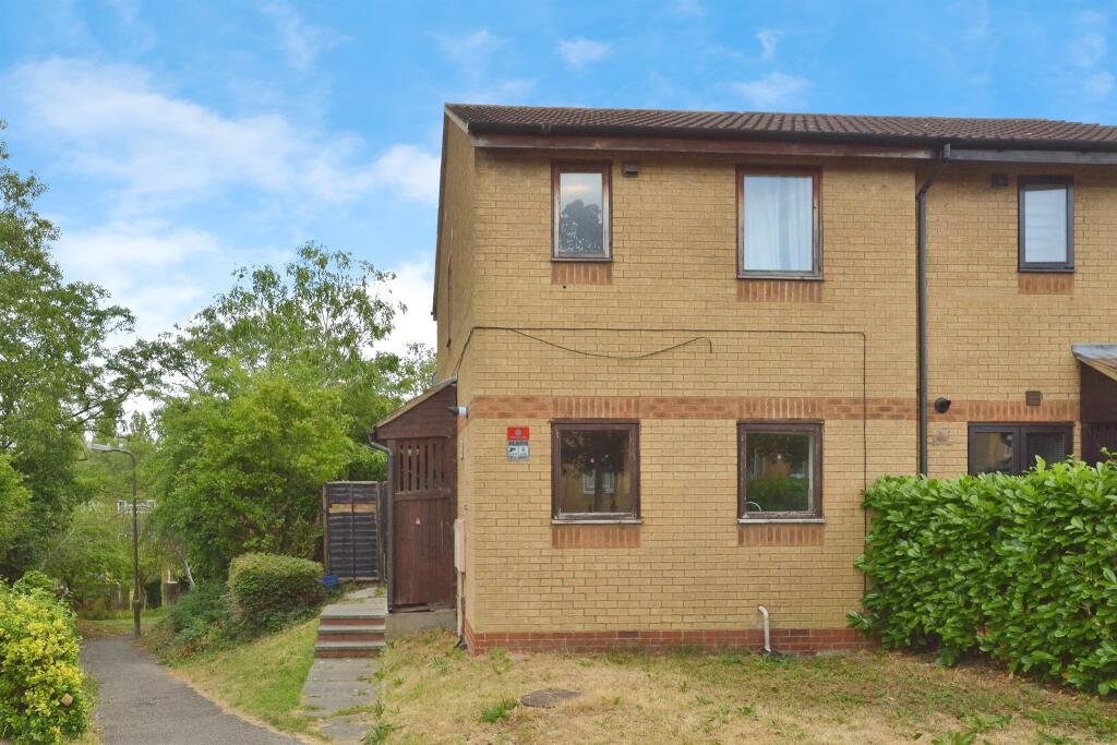 Main image of property: Ambridge Grove, Peartree Bridge, Milton Keynes