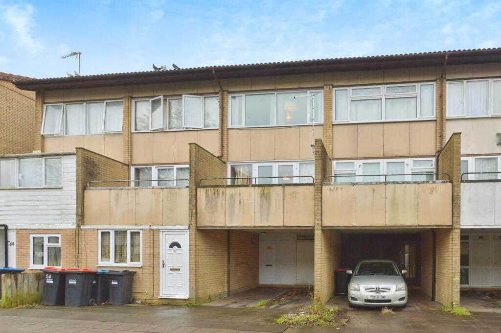 Main image of property: Penryn Avenue, Fishermead, Milton Keynes