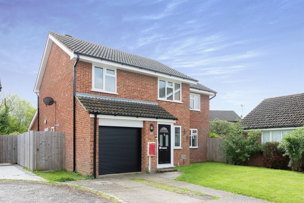 Main image of property: Gladstone Close, Newport Pagnell