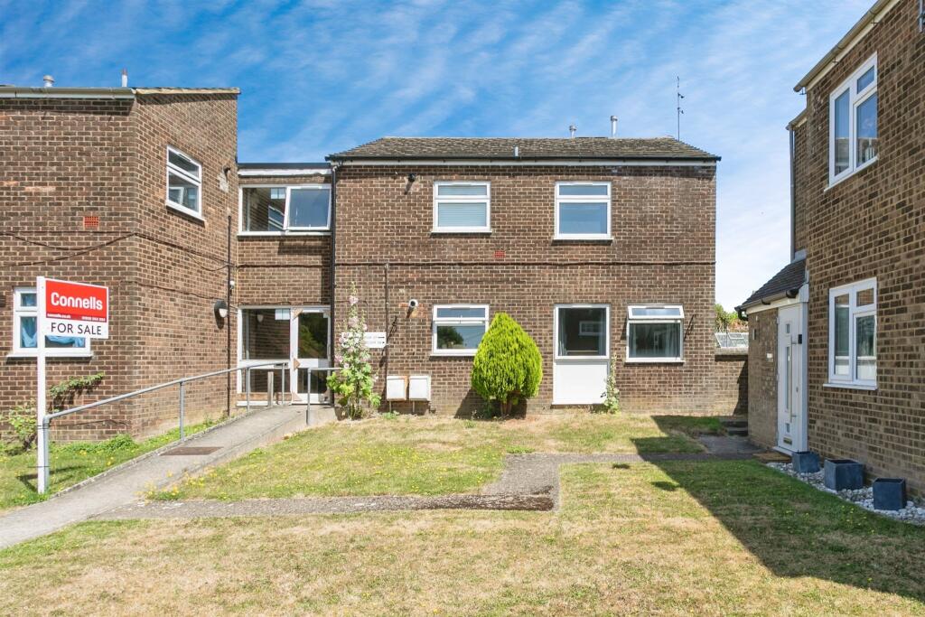 Main image of property: Williams Close, Hanslope, MILTON KEYNES
