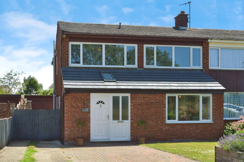 Main image of property: Puxley Road, Deanshanger, MILTON KEYNES