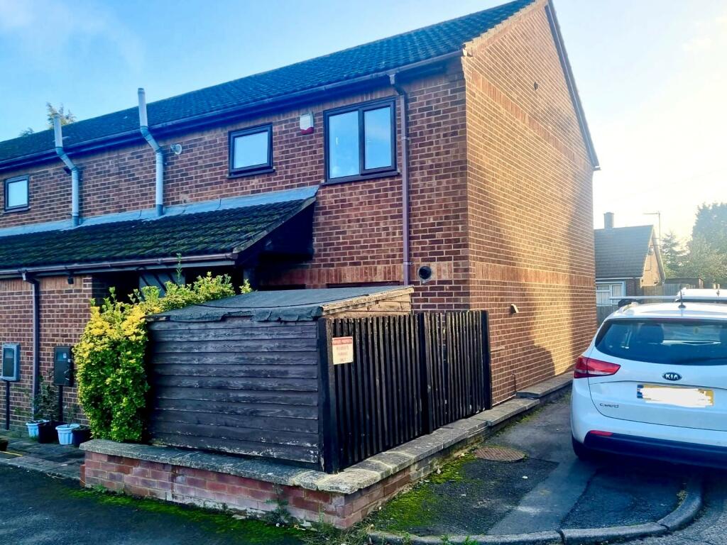 1 bedroom apartment for sale in St. Matthews Court, Bletchley, Milton