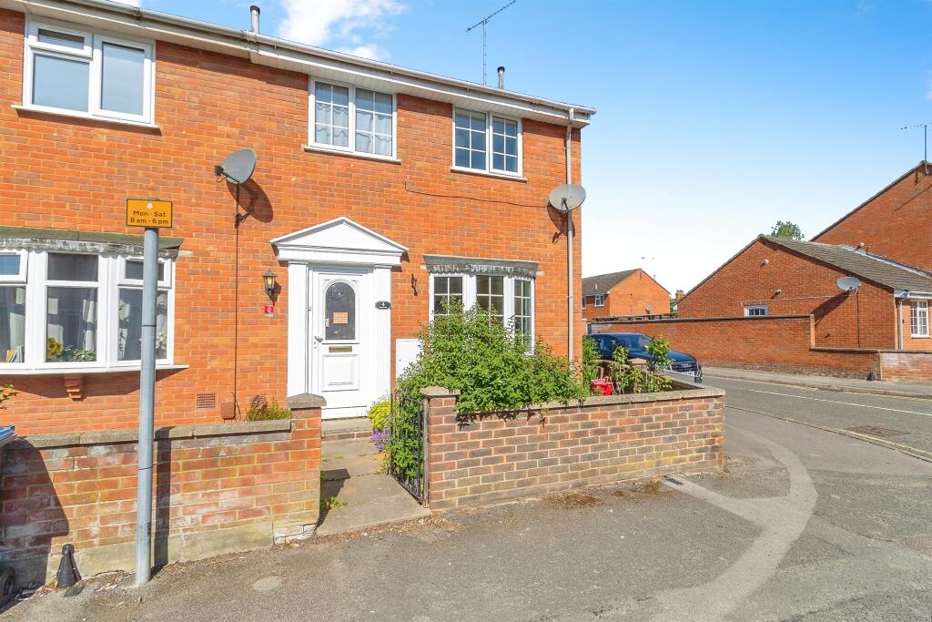 Main image of property: Stuart Close, Bletchley, MILTON KEYNES