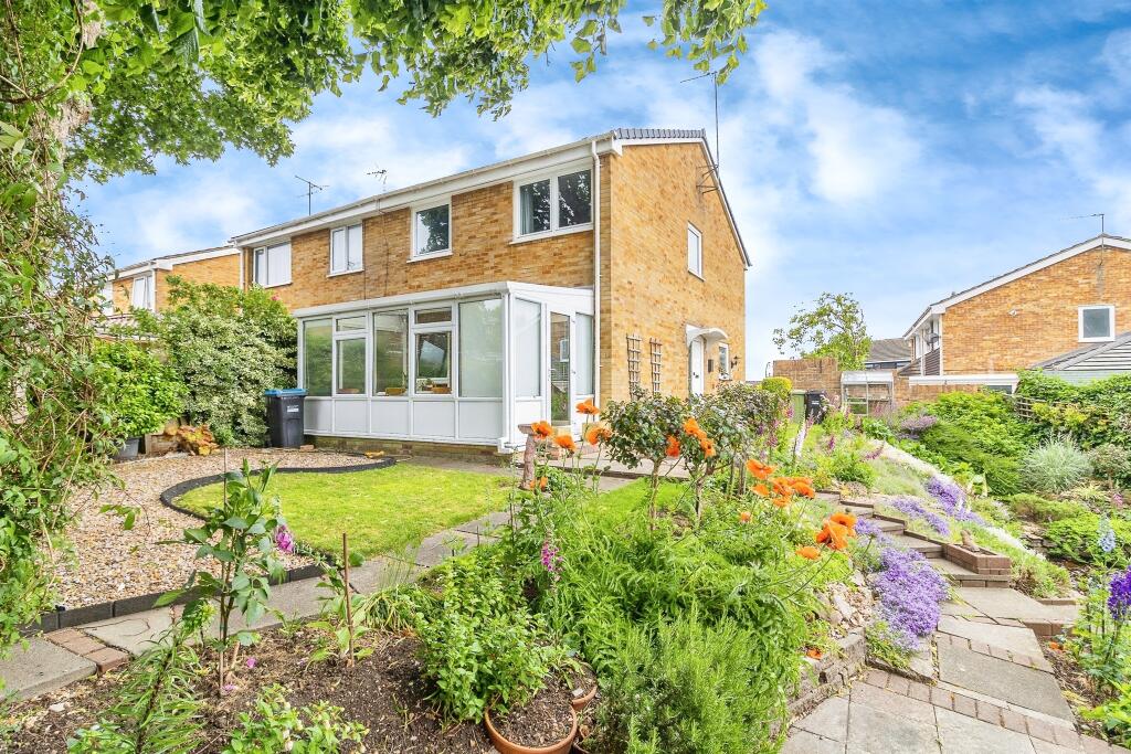 Main image of property: Byron Close, Bletchley, Milton Keynes