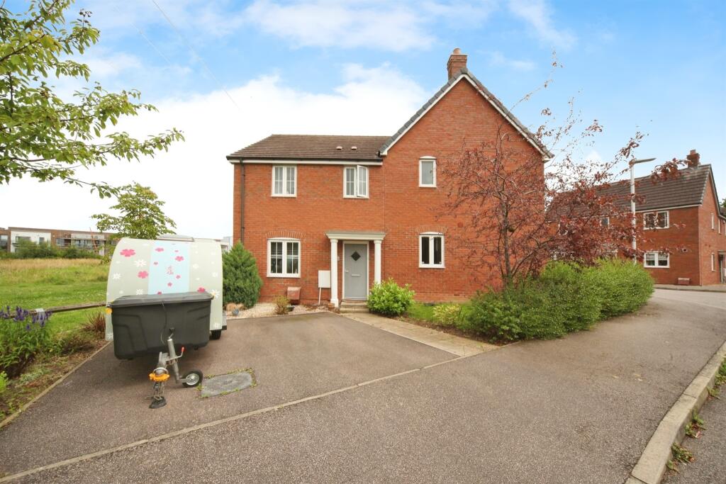 Main image of property: Aurora Rise, Leighton Buzzard