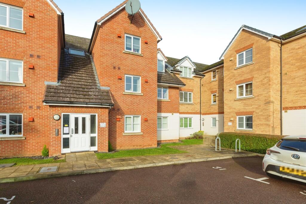 Main image of property: Monarch Way, Leighton Buzzard