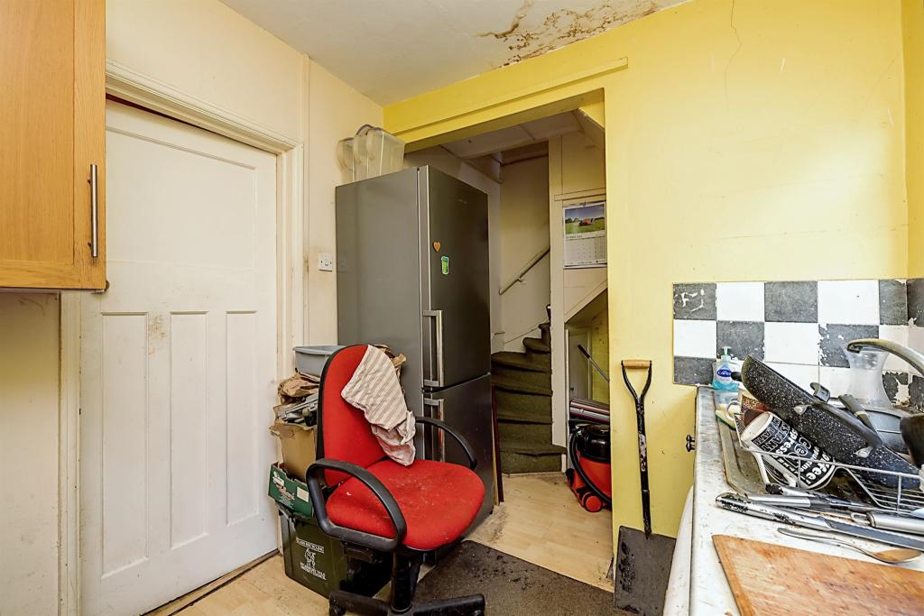 2 bedroom terraced house for sale in The Terrace, Akeley, Buckingham, MK18