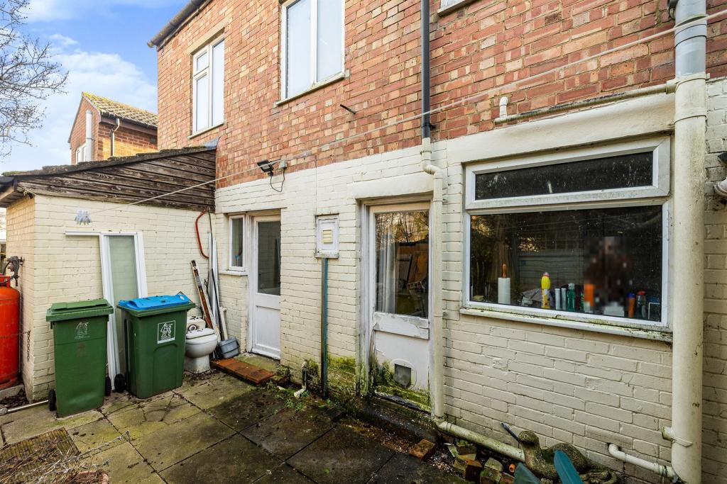 2 bedroom terraced house for sale in The Terrace, Akeley, Buckingham, MK18
