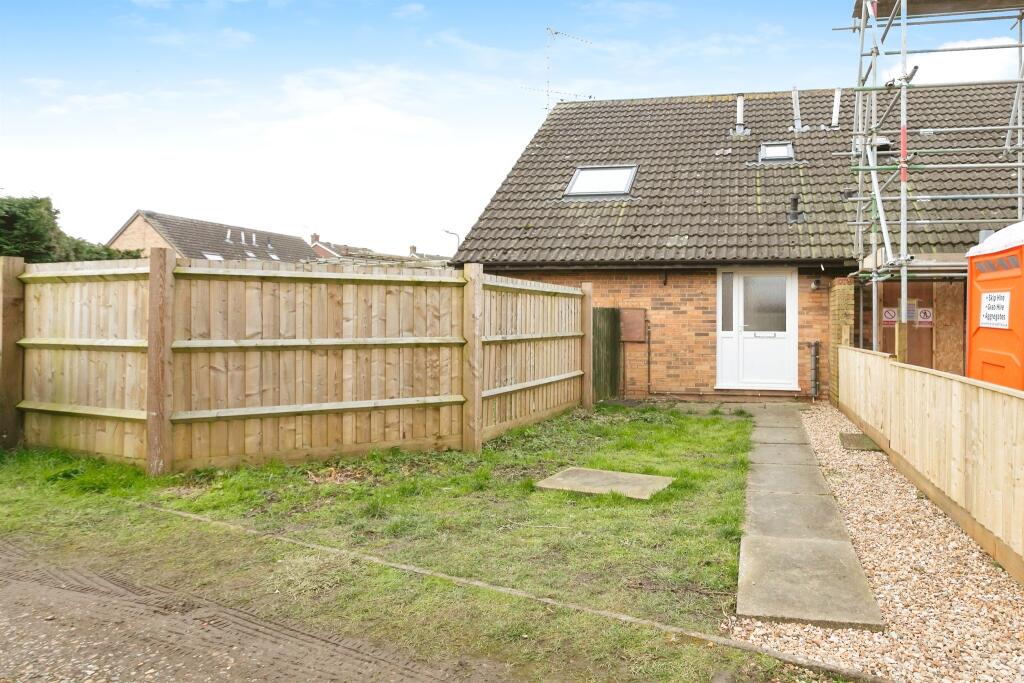 Main image of property: Deerfield Close, Buckingham