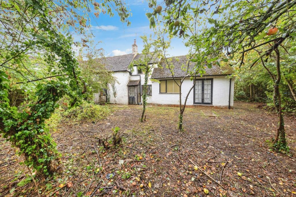 Main image of property: Cherry Tree Cottage, Radclive, Buckingham