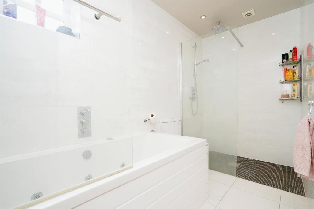 Additional property image - Buckwood Road, Markyate, St. Albans