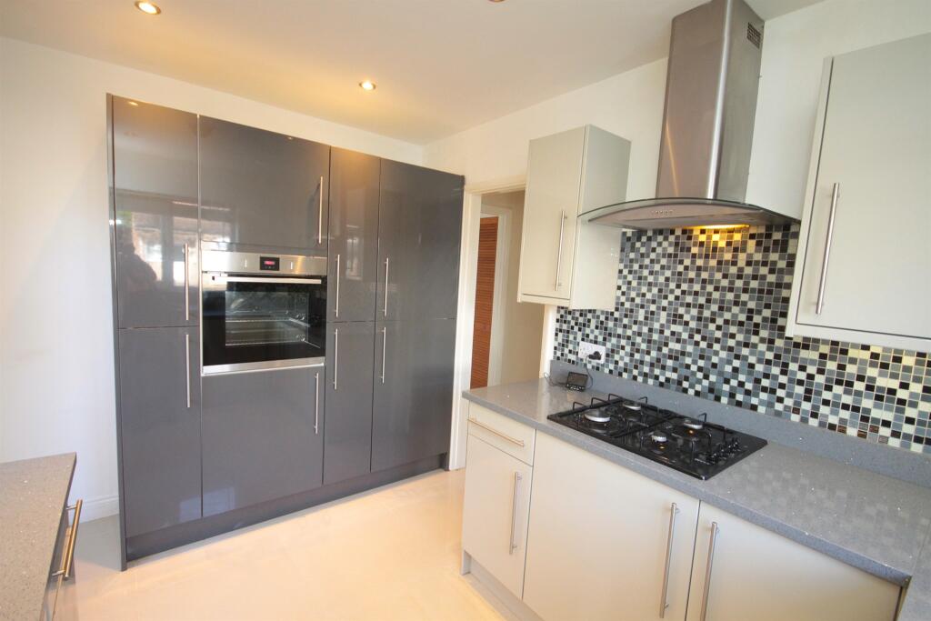 Additional property image - Coleswood Road, Harpenden