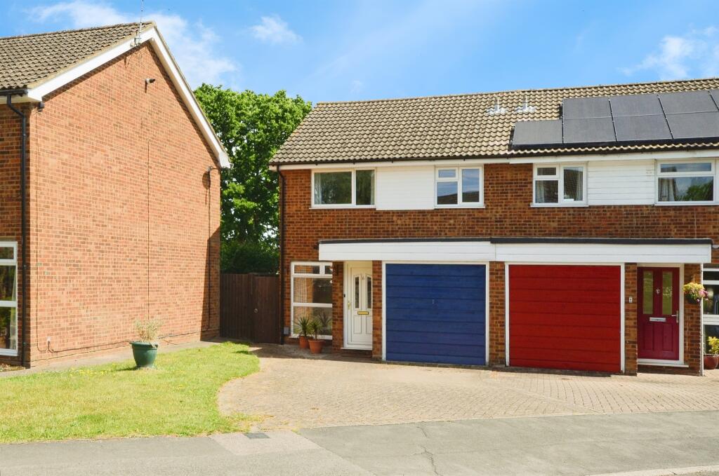 Main image of property: Broadstone Road, Harpenden