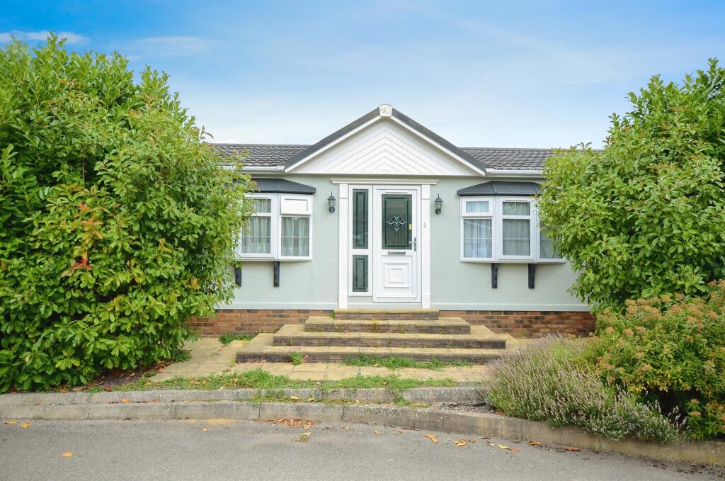 Main image of property: Half Moon Lane, Pepperstock, Luton