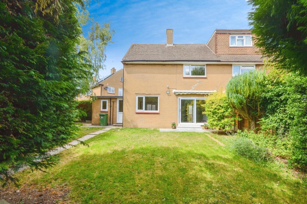 Main image of property: Fulmore Close, Harpenden