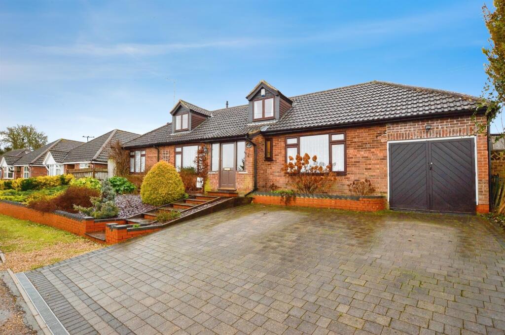 Main image of property: Coopers Close, Kimpton, Hitchin