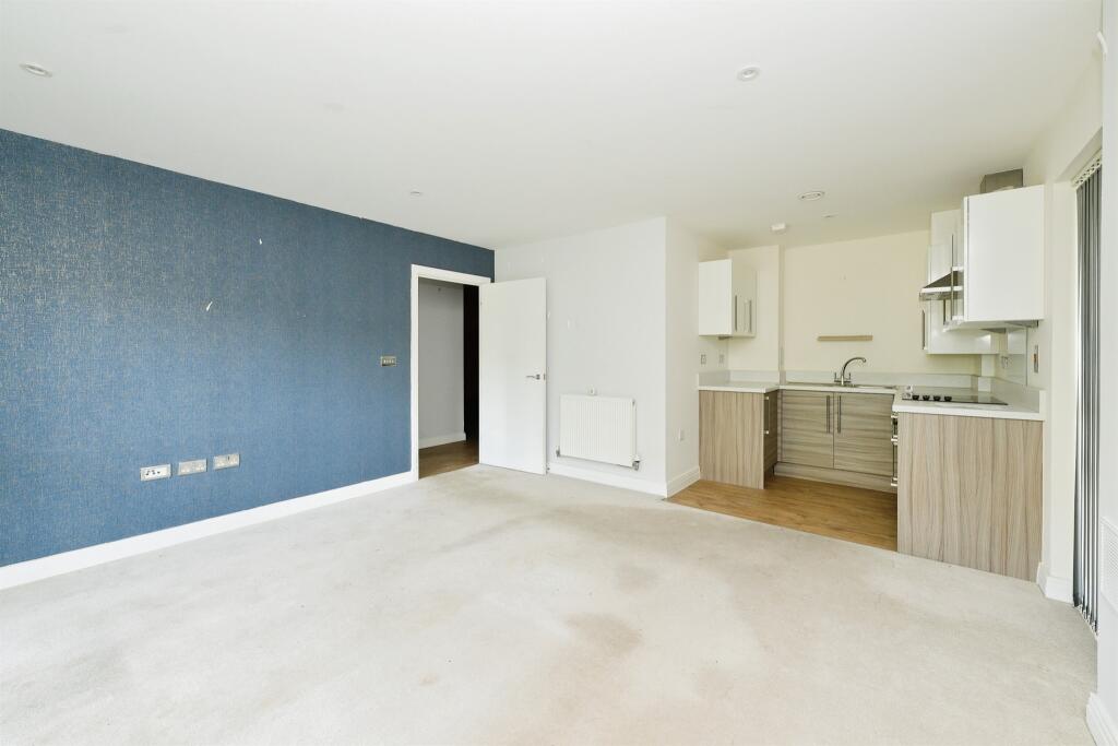 Additional property image - Bessemer Road, Welwyn Garden City