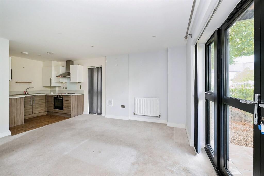 Additional property image - Bessemer Road, Welwyn Garden City