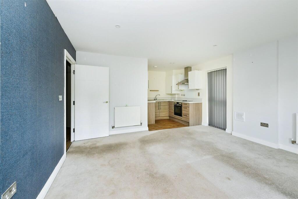 Additional property image - Bessemer Road, Welwyn Garden City