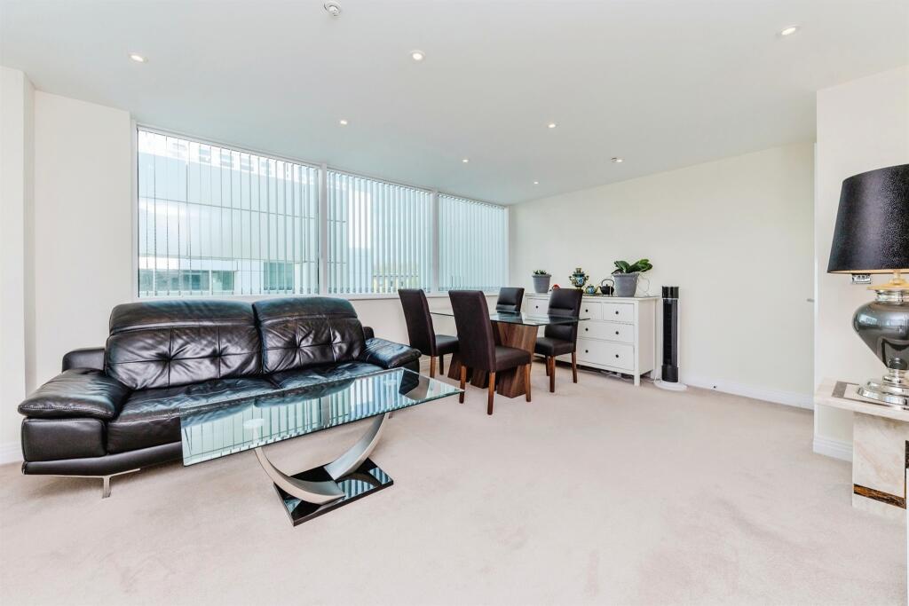 Additional property image - Bessemer Road, Welwyn Garden City