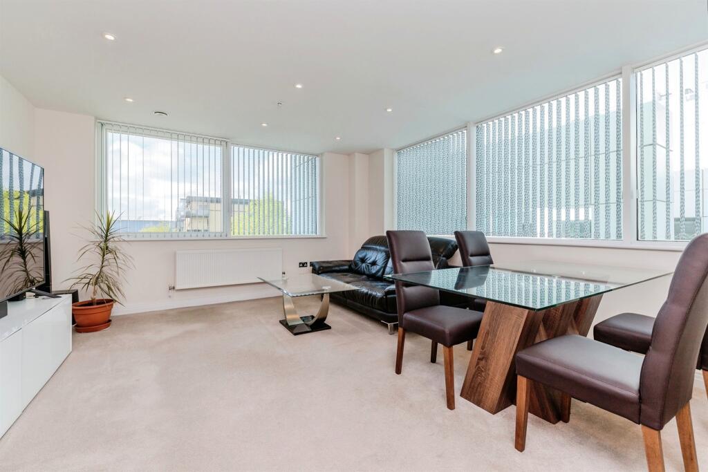 Additional property image - Bessemer Road, Welwyn Garden City