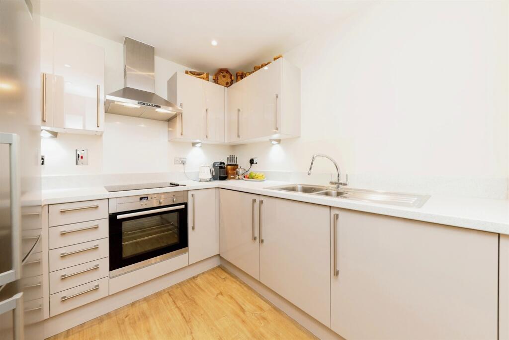 Additional property image - Bessemer Road, Welwyn Garden City