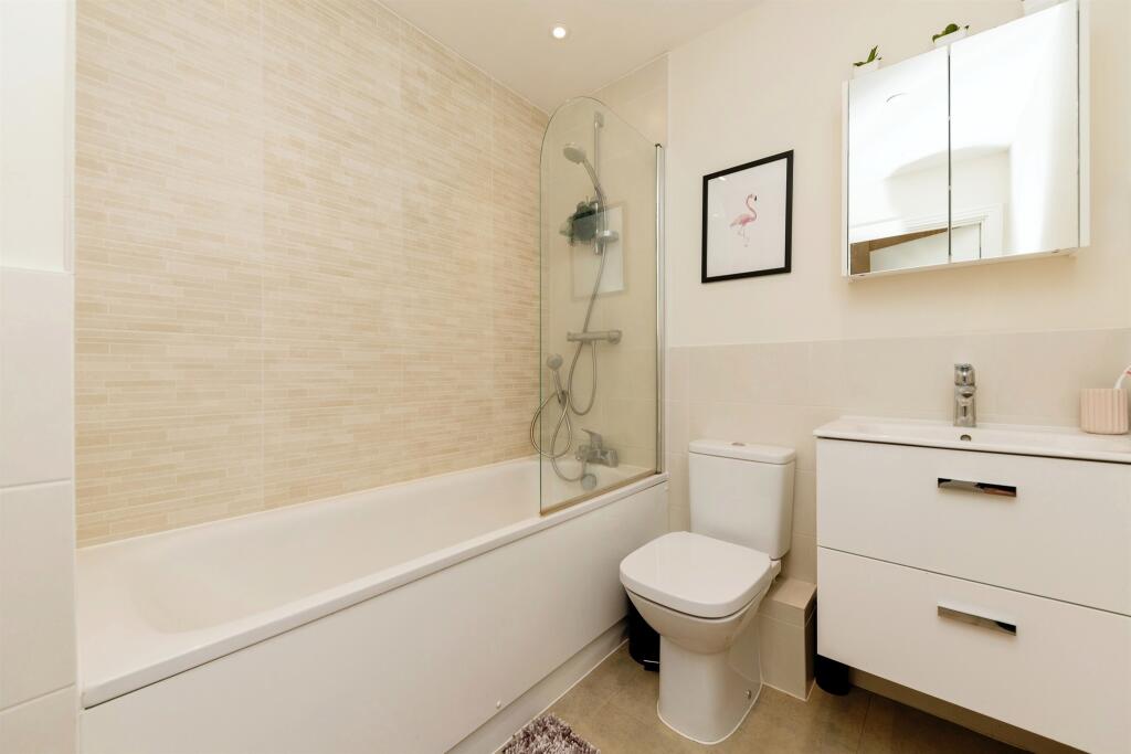 Additional property image - Bessemer Road, WELWYN GARDEN CITY