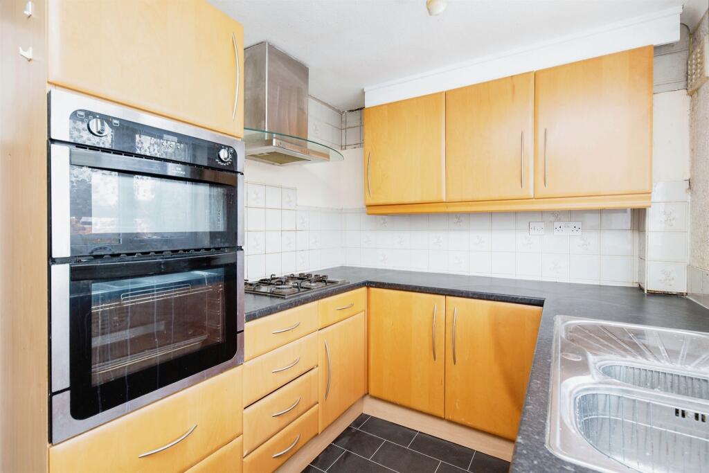 Additional property image - Millwards, Hatfield