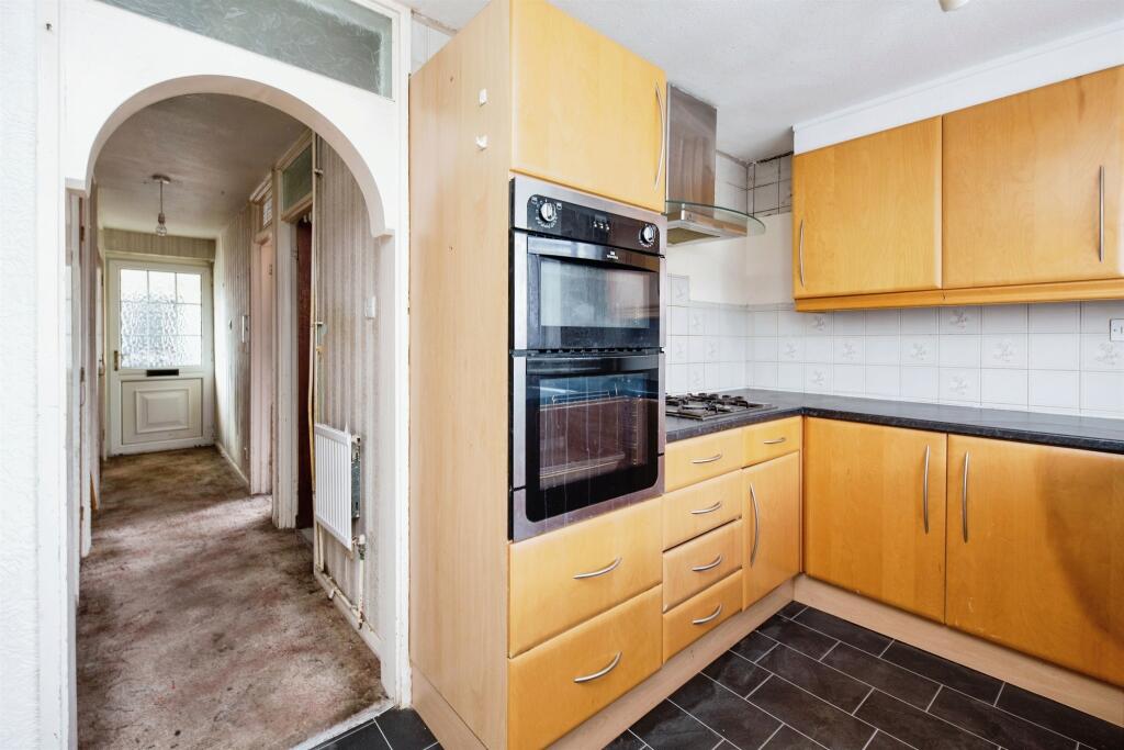 Additional property image - Millwards, Hatfield