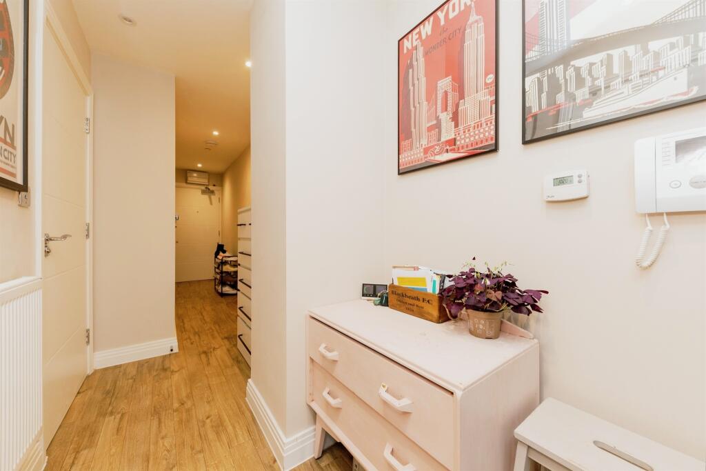 Additional property image - Bessemer Road, Welwyn Garden City