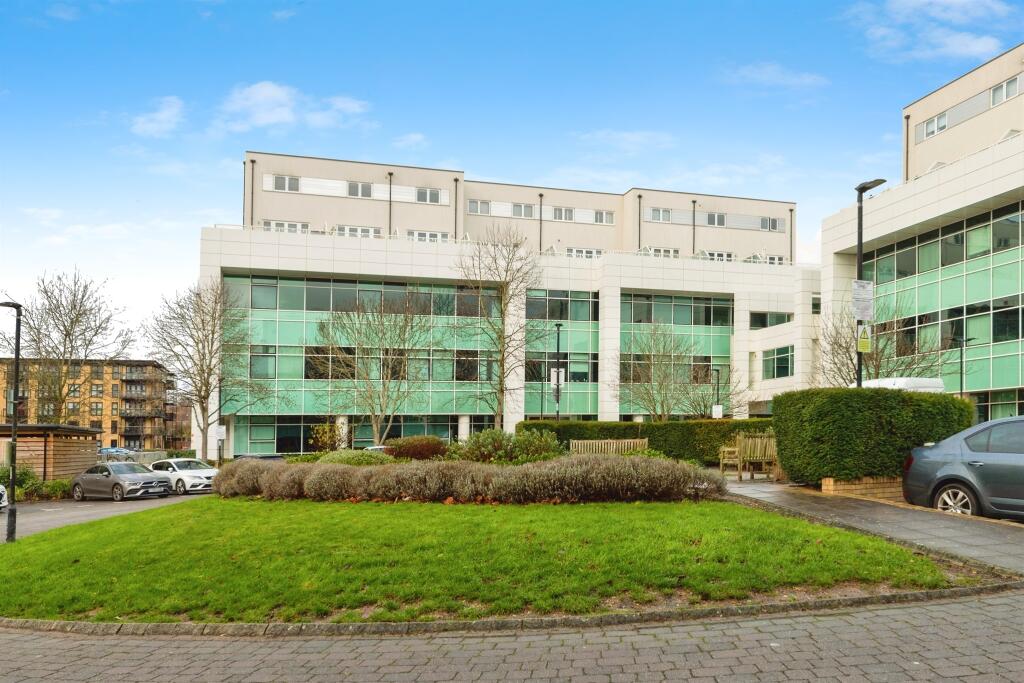 Additional property image - Bessemer Road, Welwyn Garden City