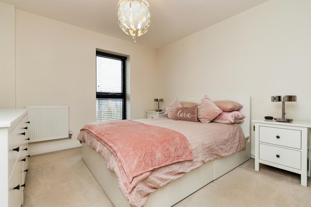 Additional property image - Bessemer Road, Welwyn Garden City