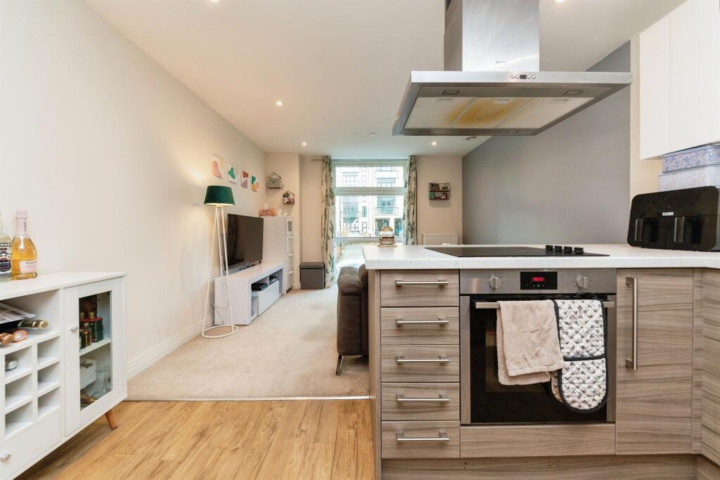 Additional property image - Bessemer Road, Welwyn Garden City