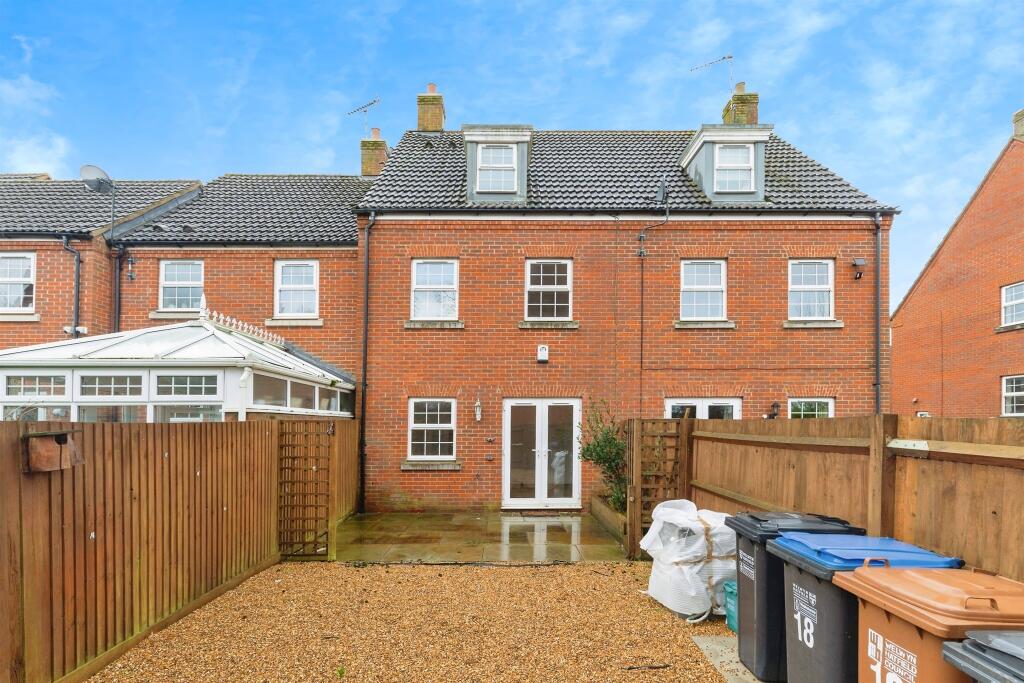 Additional property image - Langstone Ley, Welwyn Garden City
