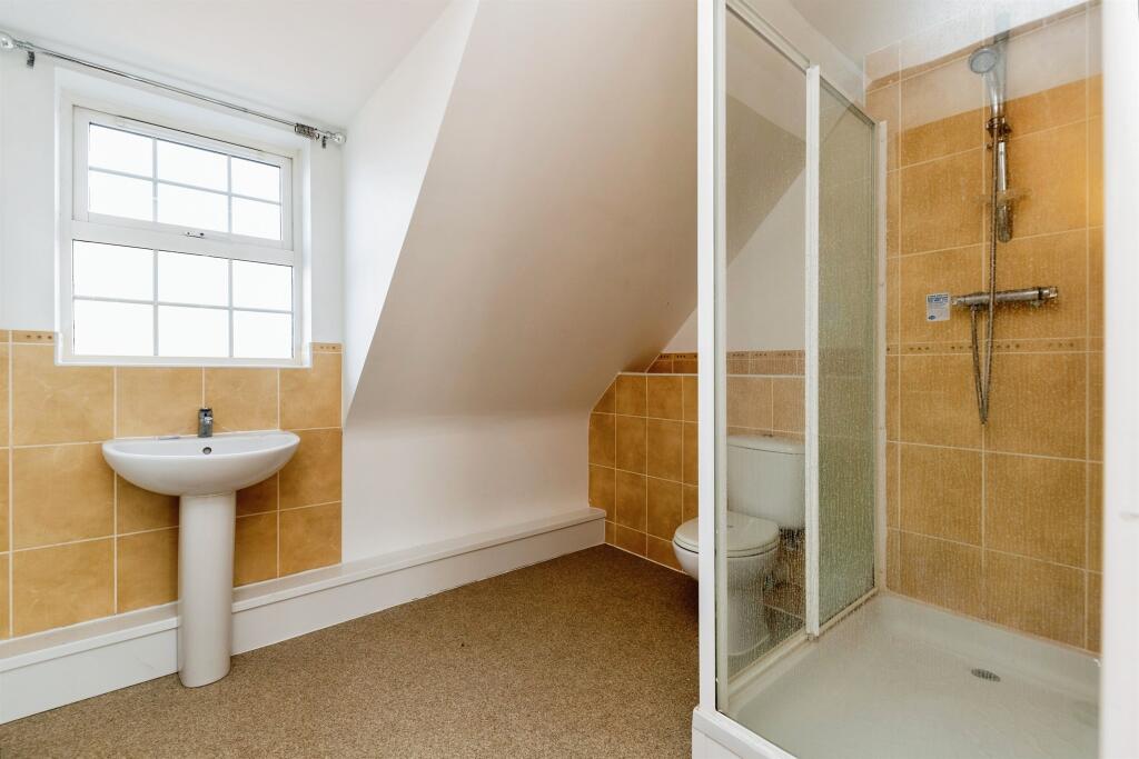 Additional property image - Langstone Ley, Welwyn Garden City