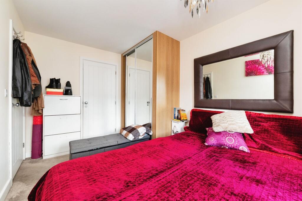 Additional property image - Appletree Way, Welwyn Garden City