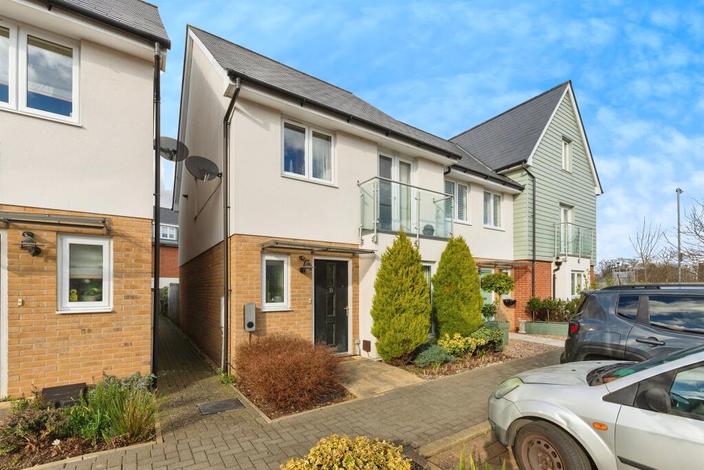Additional property image - Appletree Way, Welwyn Garden City