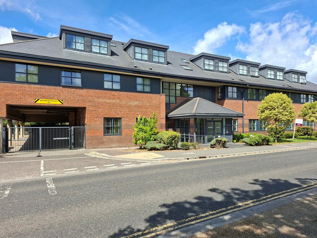 Main image of property: Great North Road, Hatfield