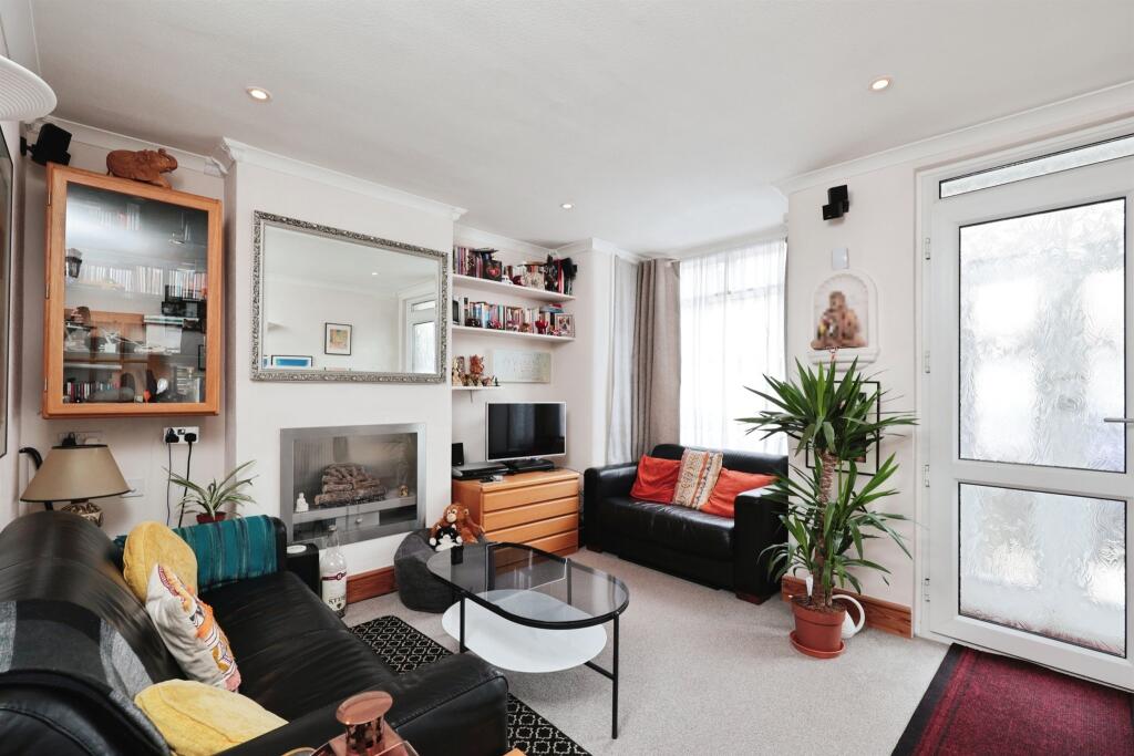 Main image of property: Souldern Street, Watford