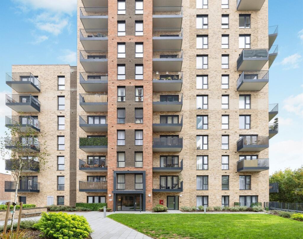 Main image of property: Sydney Road, Watford