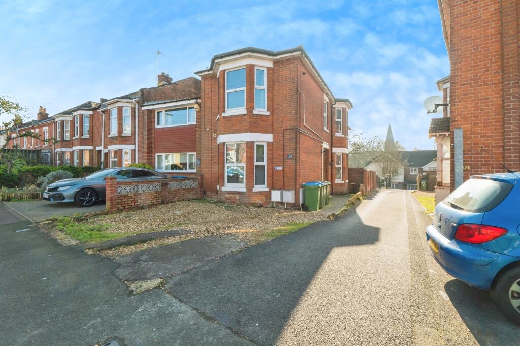 Main image of property: Richmond Road, Southampton