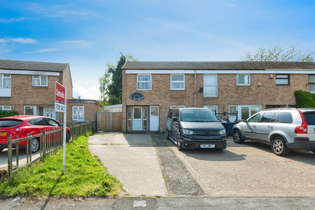 Main image of property: Flamborough Close, SOUTHAMPTON