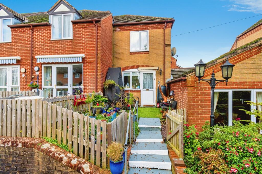 2 bedroom retirement property for sale in Mortimers Lane, Fair Oak