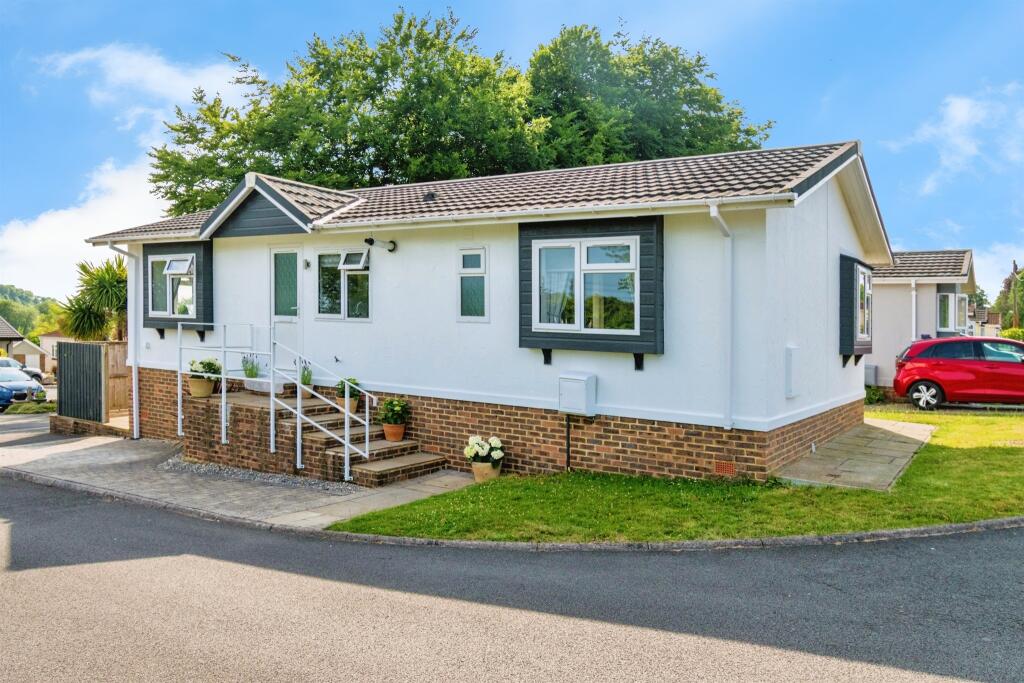 Main image of property: Olivers Battery Gardens, Winchester