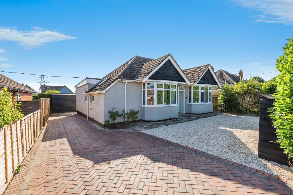 Main image of property: Upton Crescent, Nursling, Southampton