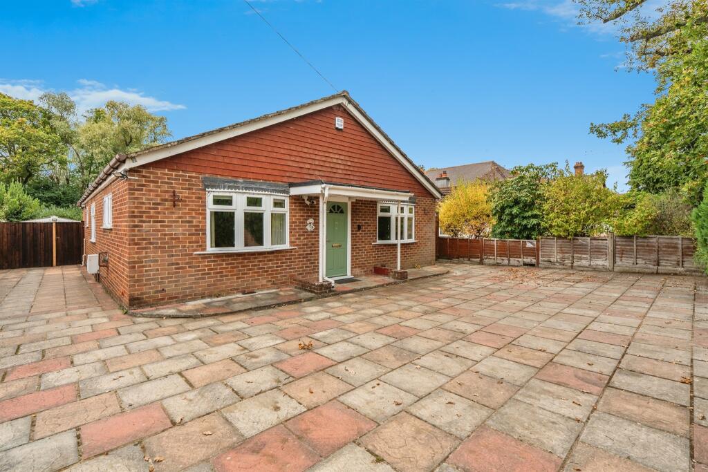 Main image of property: Botley Road, North Baddesley, Southampton