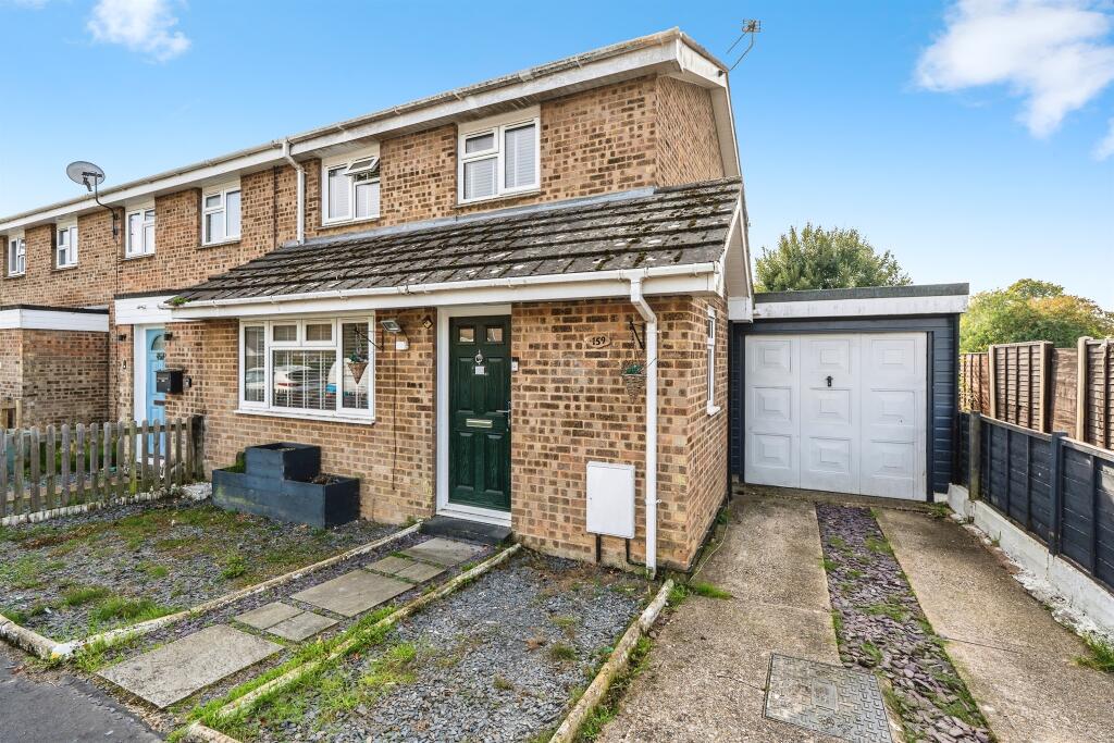 Main image of property: Fleming Avenue, North Baddesley, Southampton