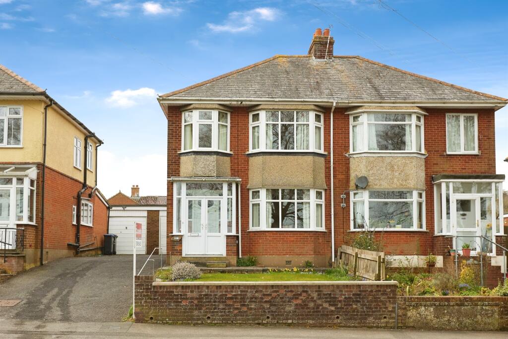 Main image of property: Devizes Road, Salisbury