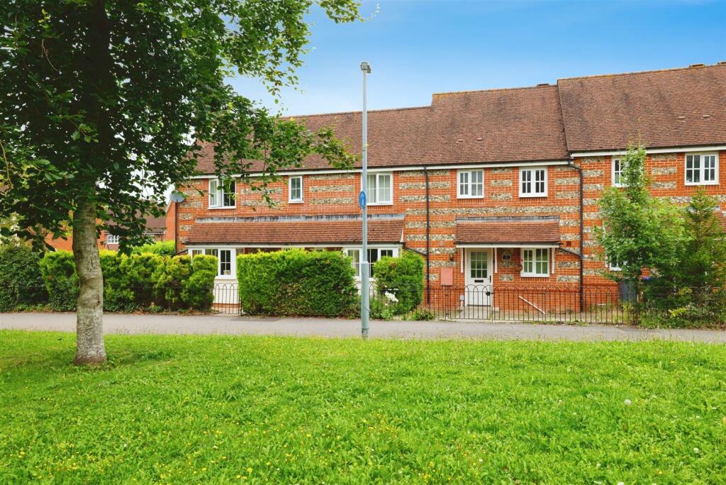 Main image of property: Oaklands Avenue, Amesbury, Salisbury