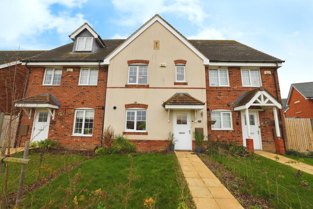 Main image of property: Yarn Walk, Andover